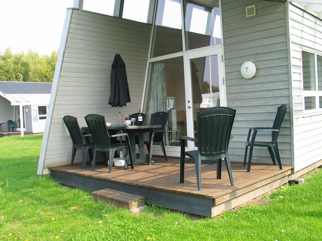 Nakskov Fjord Camping & Cottages Szoba fotó